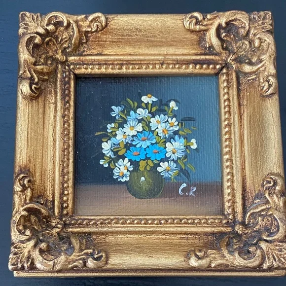 Elegant Gold Framed Floral Art Set - Picture 5 of 6